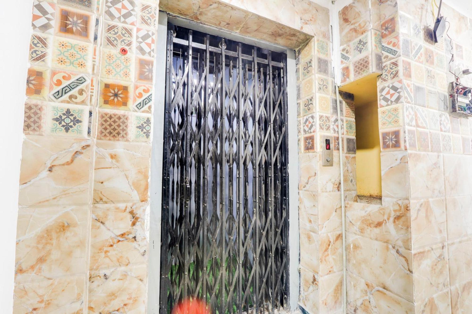 Hotel O City Inn Luxury Rooms Warangal Ngoại thất bức ảnh