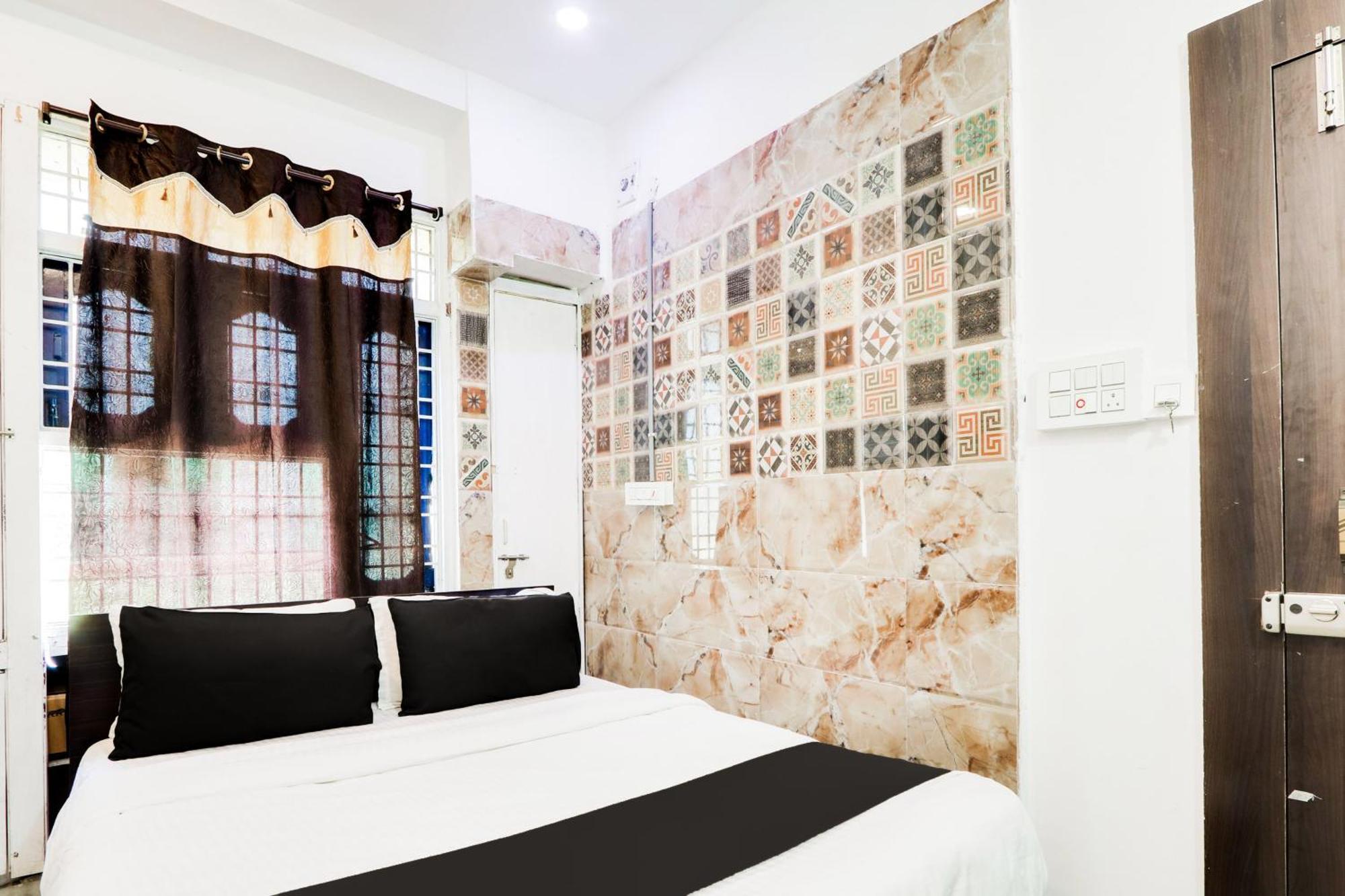 Hotel O City Inn Luxury Rooms Warangal Ngoại thất bức ảnh